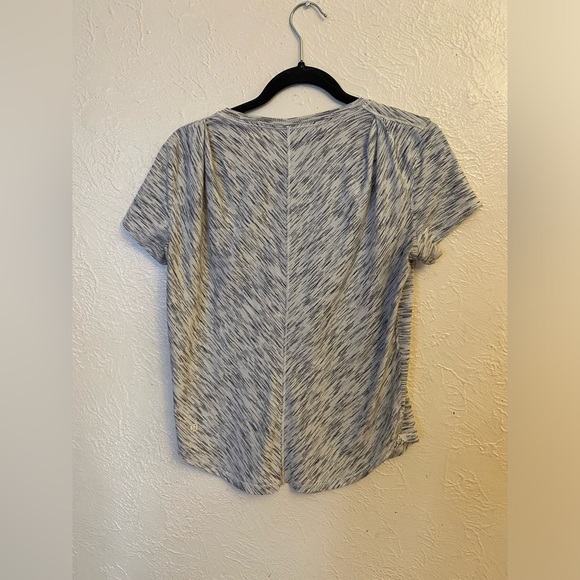 Lululemon shirt - Picture 2 of 7